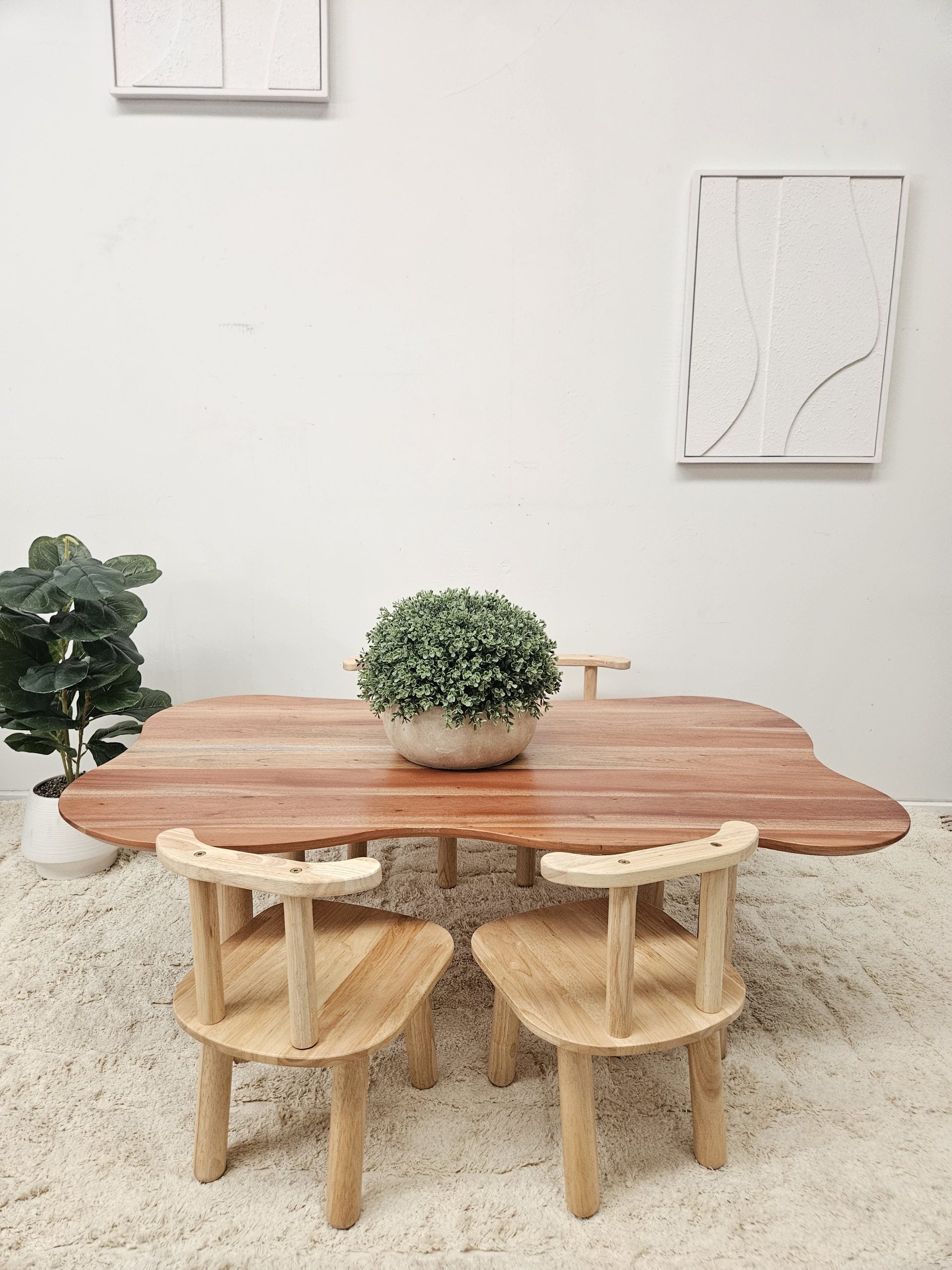 Children’s hardwood cloud table with 4 chairs