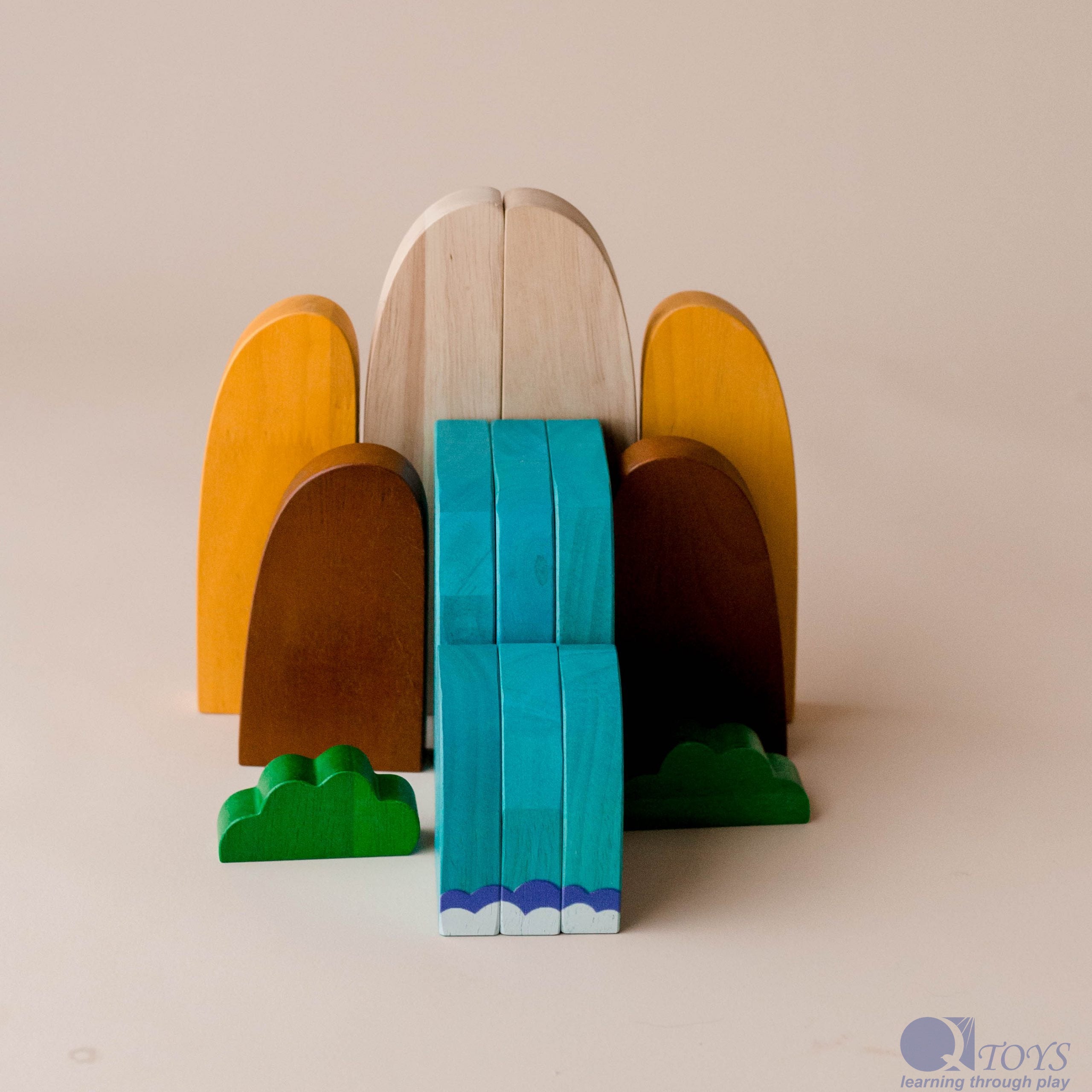 3D Waterfall Play Set