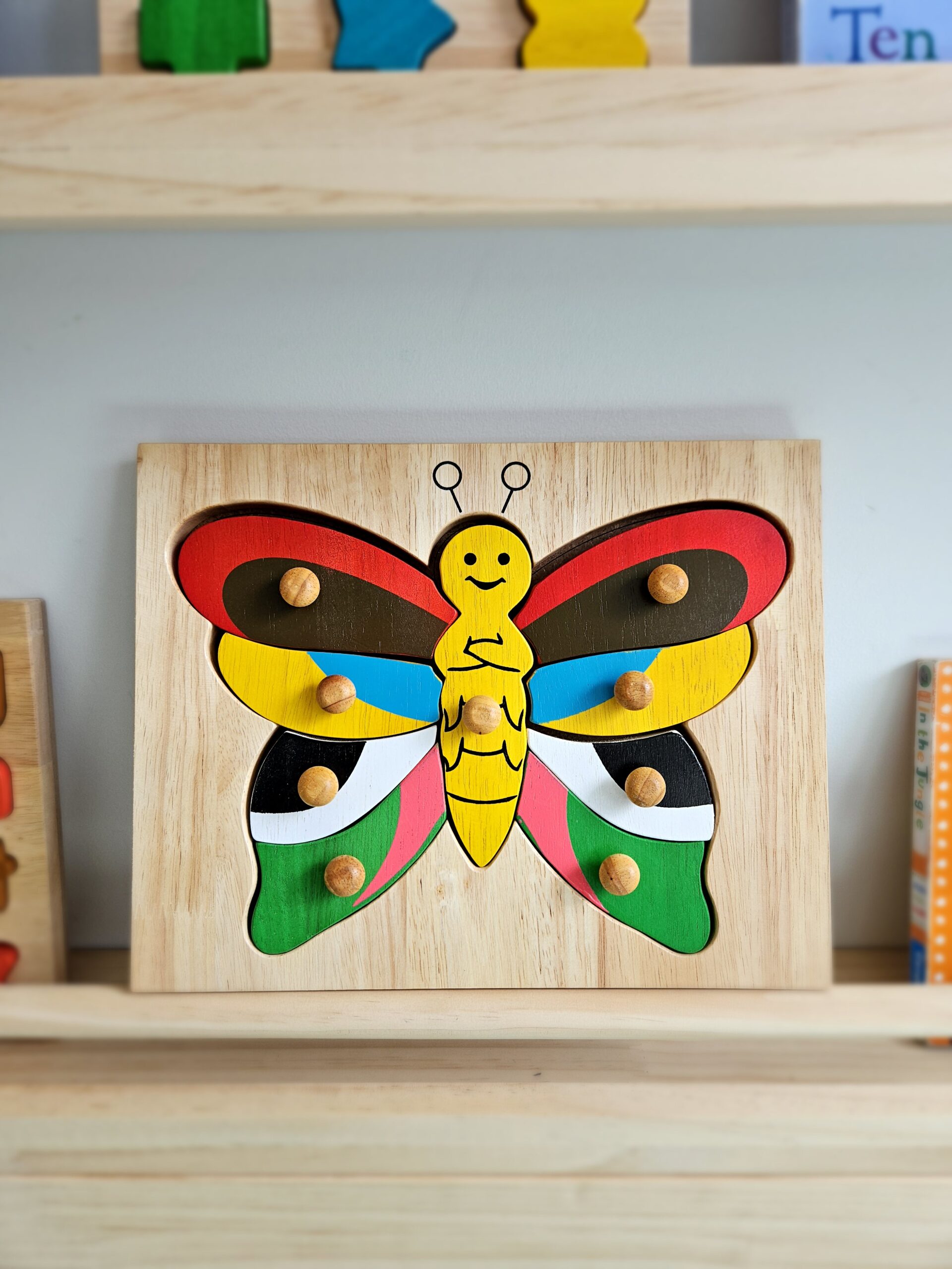 Butterfly knob puzzle